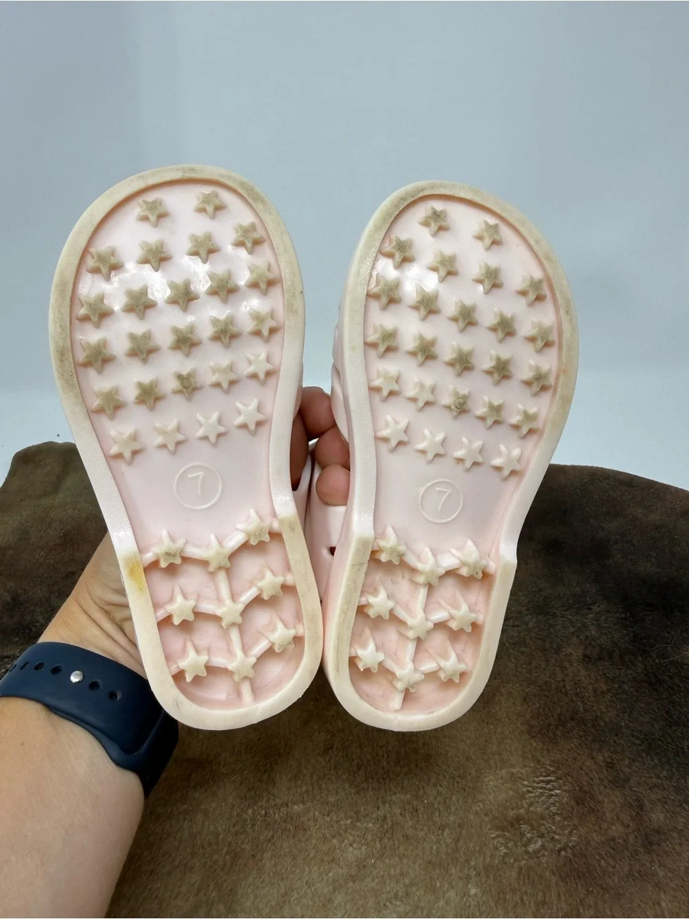Target Girls Light Pink Jelly Sandals with Buckle Strap Sz 7 (CNSLYD)